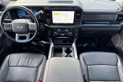 2023 Ford F-350 LARIAT SUPER DUTY
