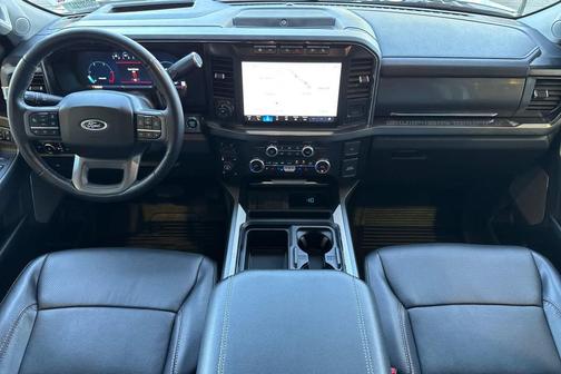 2023 Ford F-350 LARIAT SUPER DUTY
