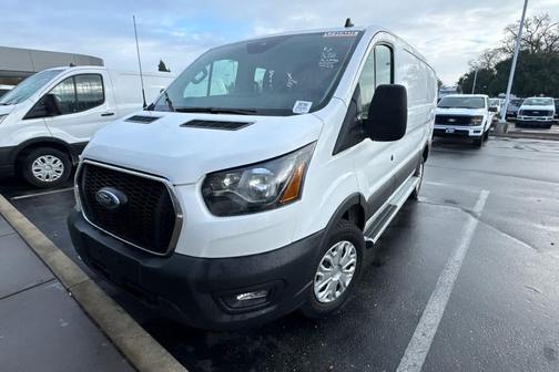 2024 Ford Transit-250 