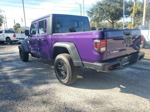 2026 Jeep Gladiator Sport