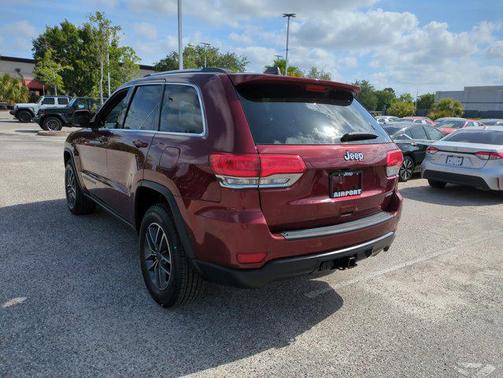 2019 Jeep Grand Cherokee Laredo
