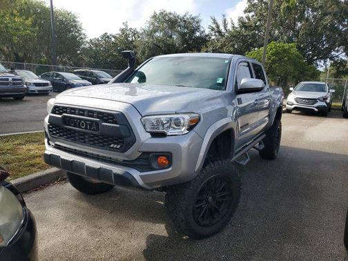 2020 Toyota Tacoma SR5
