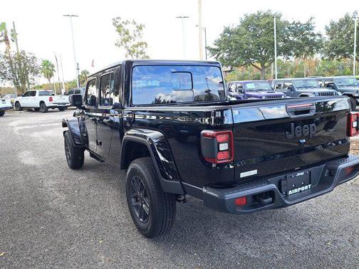 2026 Jeep Gladiator Sport S