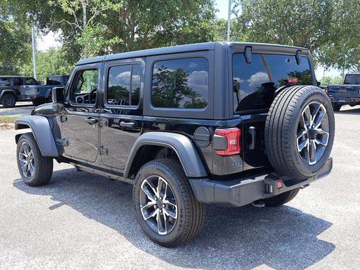 2025 Jeep Wrangler 4xe Sport S