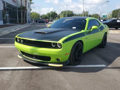 Sublime Metallic Clearcoat 2023 Dodge Challenger R/T Scat Pack