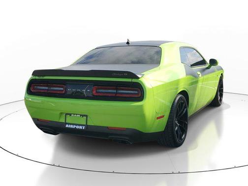 Sublime Metallic Clearcoat 2023 Dodge Challenger R/T Scat Pack
