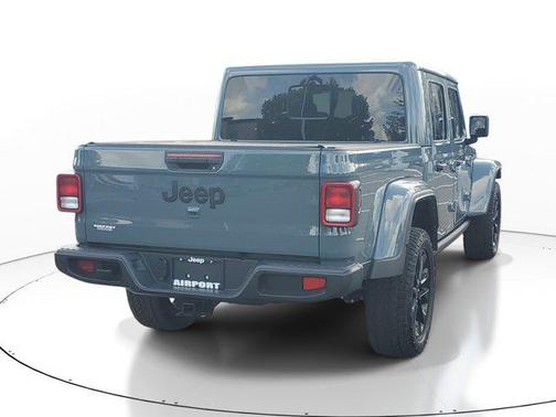 Anvil Clearcoat 2025 Jeep Gladiator Nighthawk