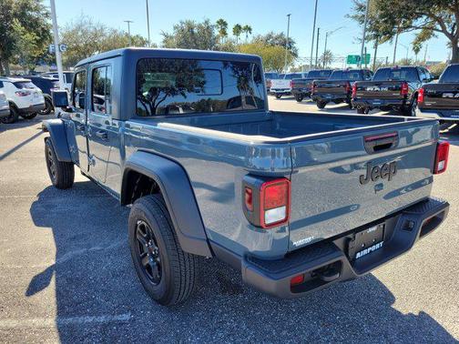 2026 Jeep Gladiator Sport