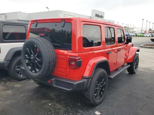 2025 Jeep Wrangler 4xe Sahara