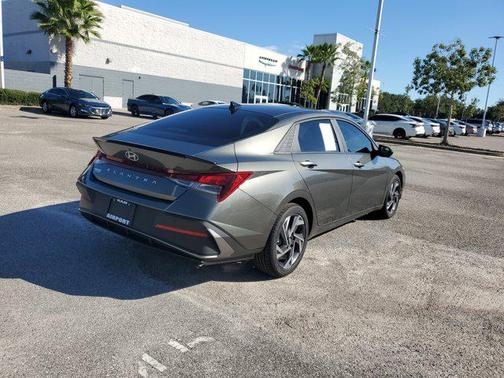 2025 Hyundai ELANTRA Sport