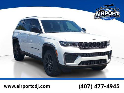 Bright White Clearcoat 2026 Jeep Grand Cherokee Altitude