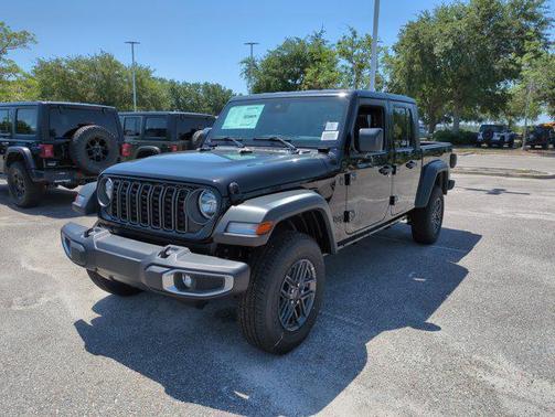 2025 Jeep Gladiator Sport S