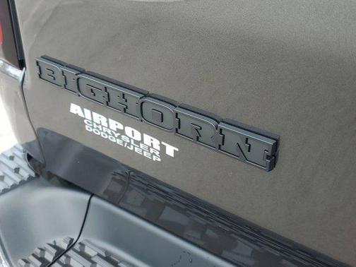 Granite Crystal Metallic Clearcoat 2026 RAM 1500 Big Horn/Lone Star