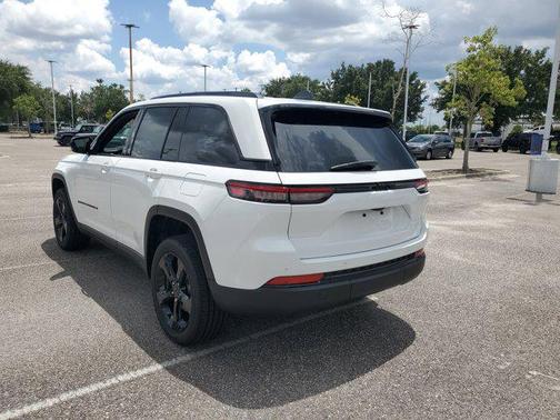 2025 Jeep Grand Cherokee Altitude