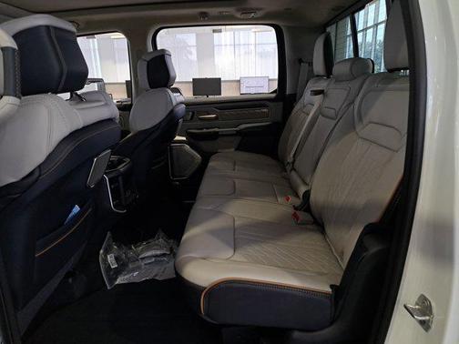 2025 RAM 1500 ST