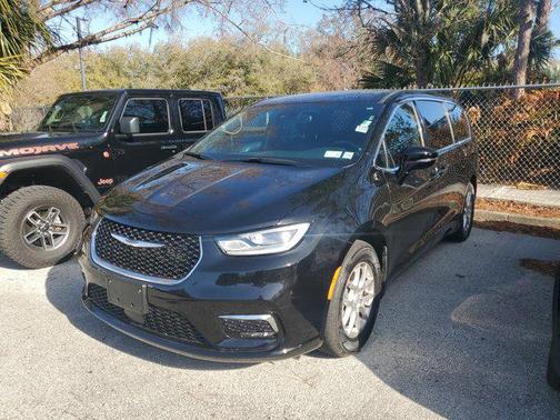 2025 Chrysler Pacifica L