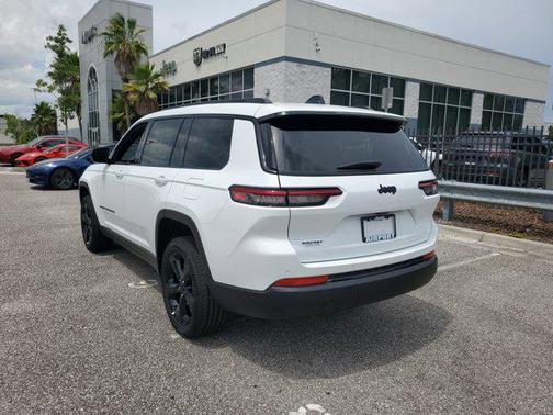 2025 Jeep Grand Cherokee L Altitude