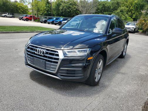 2018 Audi Q5 2.0T Premium Plus