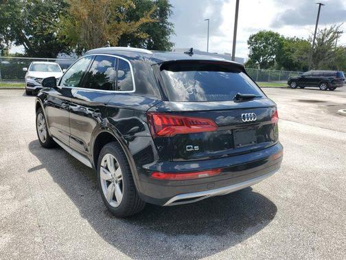 2018 Audi Q5 2.0T Premium Plus
