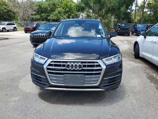 2018 Audi Q5 2.0T Premium Plus