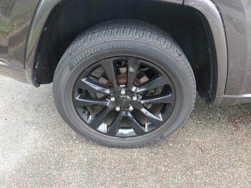2017 Jeep Grand Cherokee Altitude
