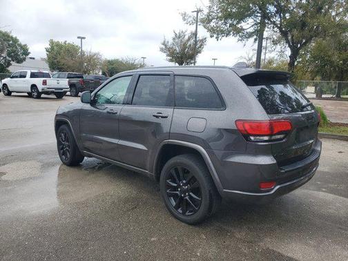 2017 Jeep Grand Cherokee Altitude