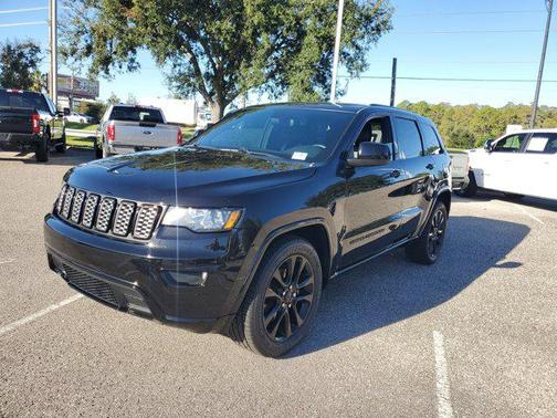 2018 Jeep Grand Cherokee Altitude