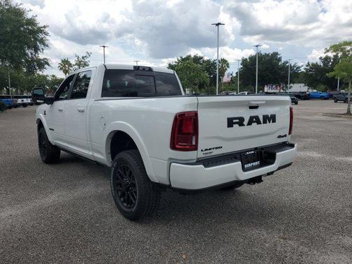 2025 RAM 2500 Limited Crew Cab 4x4 6'4' Box