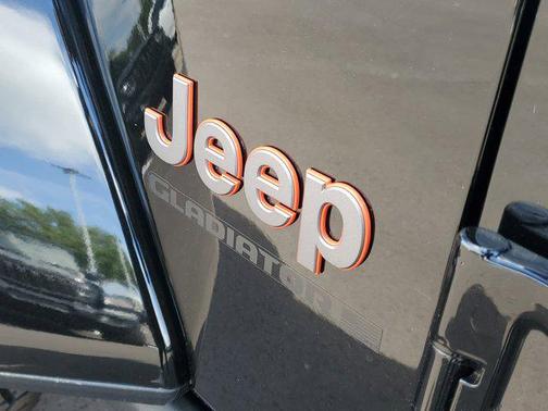 2026 Jeep Gladiator Mojave 4x4