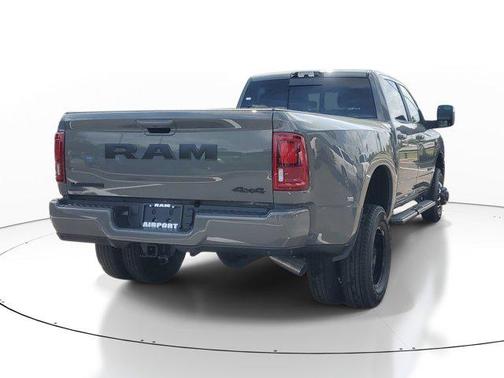 Ceramic Gray Clearcoat 2026 RAM 3500 Laramie Crew Cab 4x4 8' Box