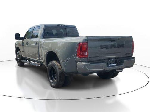 Ceramic Gray Clearcoat 2026 RAM 3500 Laramie Crew Cab 4x4 8' Box