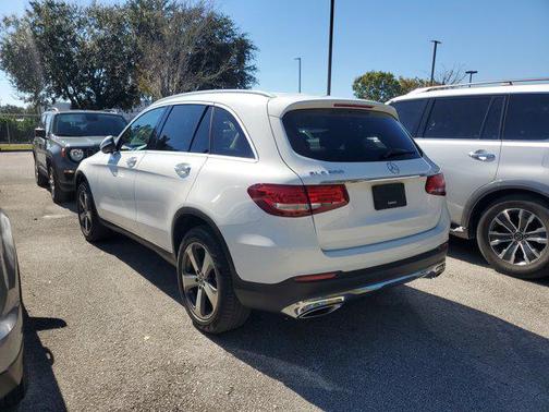 2019 Mercedes-Benz GLC 300 Base