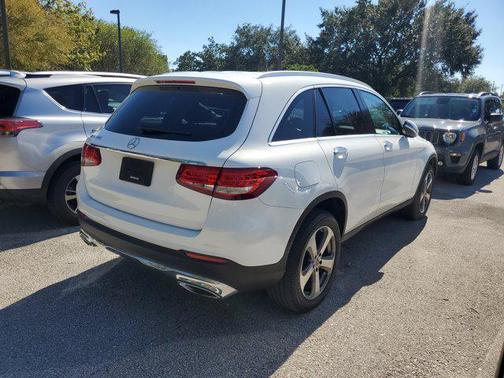 2019 Mercedes-Benz GLC 300 Base