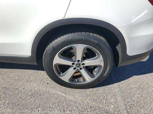 2019 Mercedes-Benz GLC 300 Base