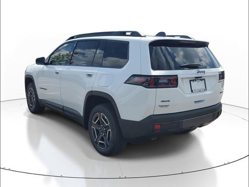 Bright White Clearcoat 2026 Jeep Cherokee Limited