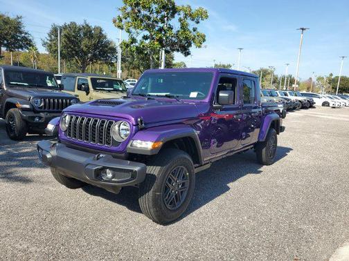 2026 Jeep Gladiator Sport S