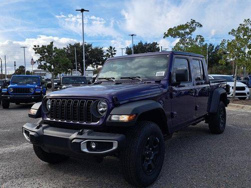 2026 Jeep Gladiator Sport
