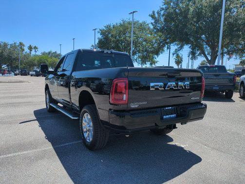 2025 RAM 2500 Laramie Crew Cab 4x4 6'4' Box