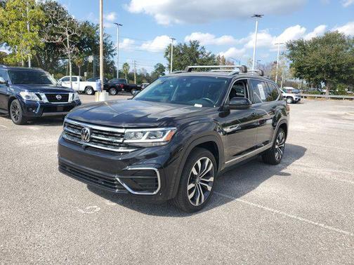 2023 Volkswagen Atlas 3.6L SEL Premium