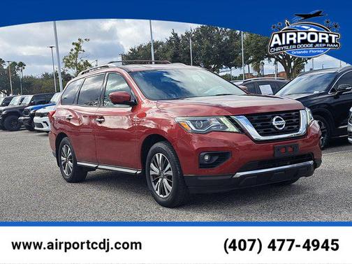 2017 Nissan Pathfinder SL
