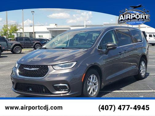 2023 Chrysler Pacifica Touring L