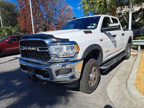 2021 RAM 2500 Tradesman Crew Cab 4x4 6'4' Box