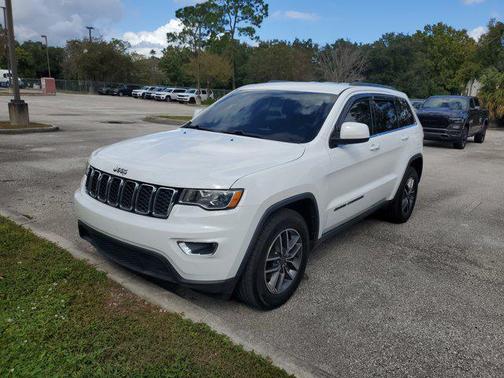 2019 Jeep Grand Cherokee Laredo