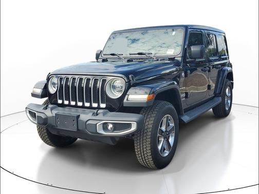 Black Clearcoat 2019 Jeep Wrangler Unlimited Sahara