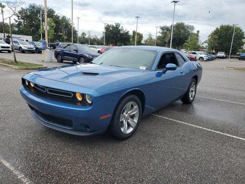 2022 Dodge Challenger SXT