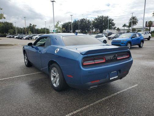 2022 Dodge Challenger SXT