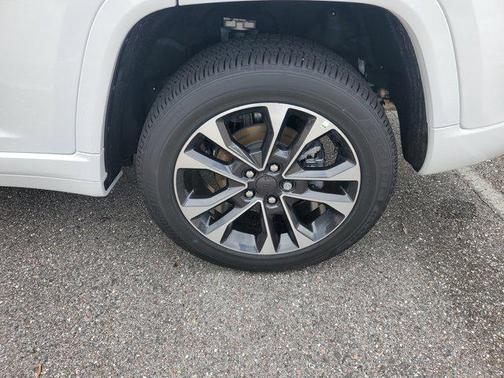 2025 Jeep Grand Cherokee Overland