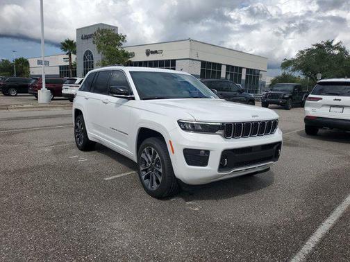 2025 Jeep Grand Cherokee Overland