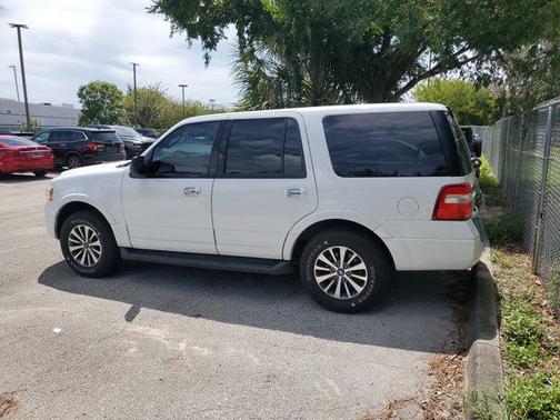 2017 Ford Expedition XLT