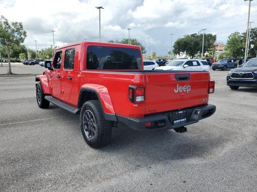 2022 Jeep Gladiator Overland
